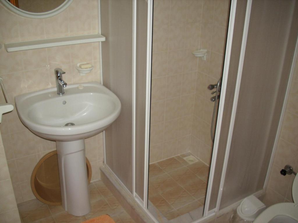 Çeşme Vural Apart Hotel Cesme Exterior foto