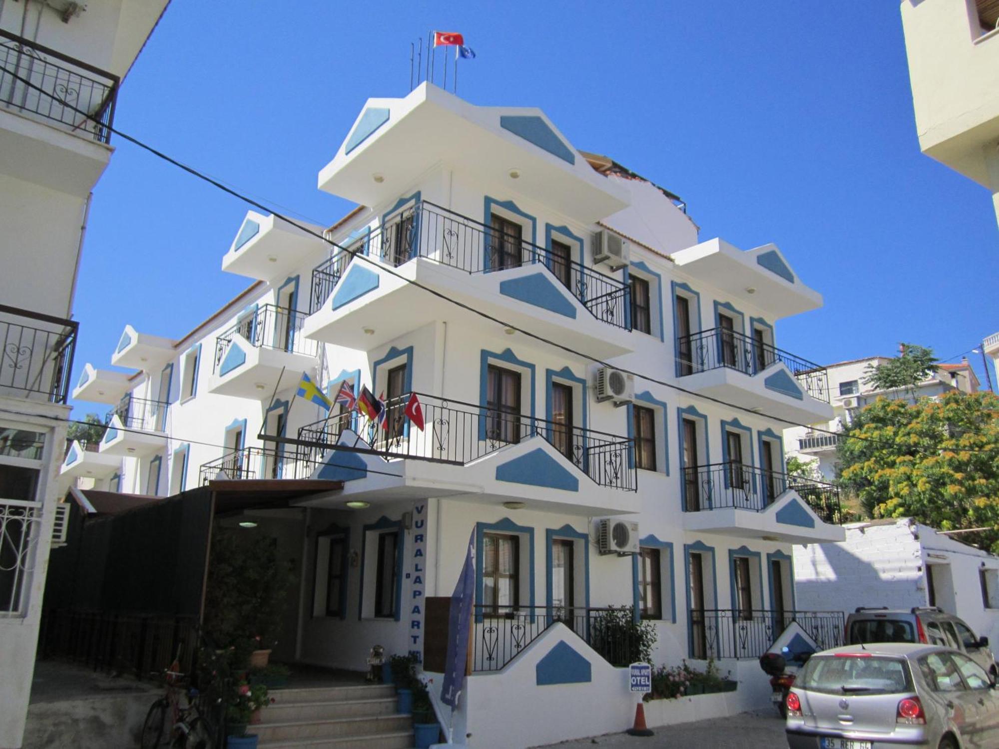Çeşme Vural Apart Hotel Cesme Exterior foto